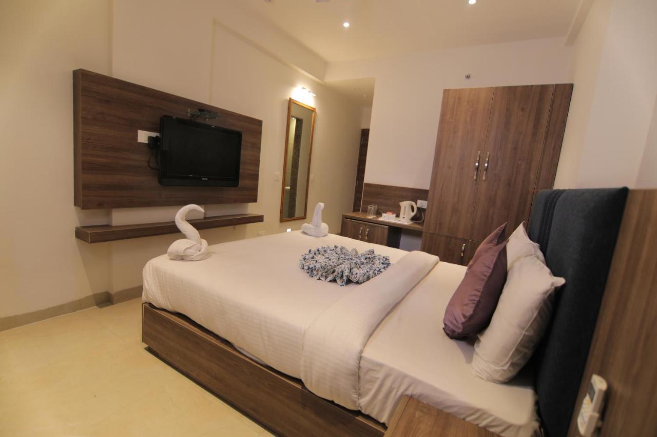 Hotel Mumbai House Express Udaipur Buitenkant foto